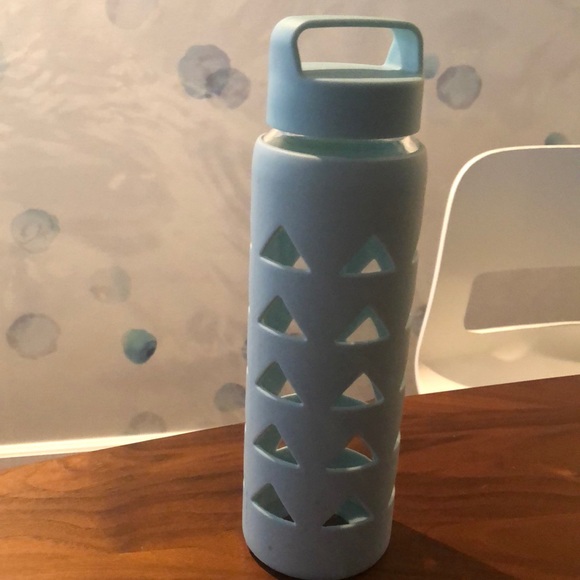 lululemon athletica Other - Glass water bottle